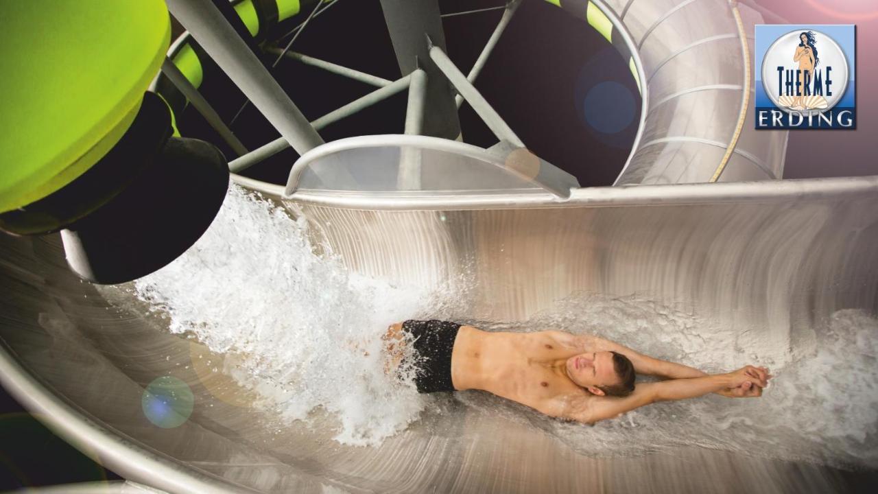 Nahe Der Therme *